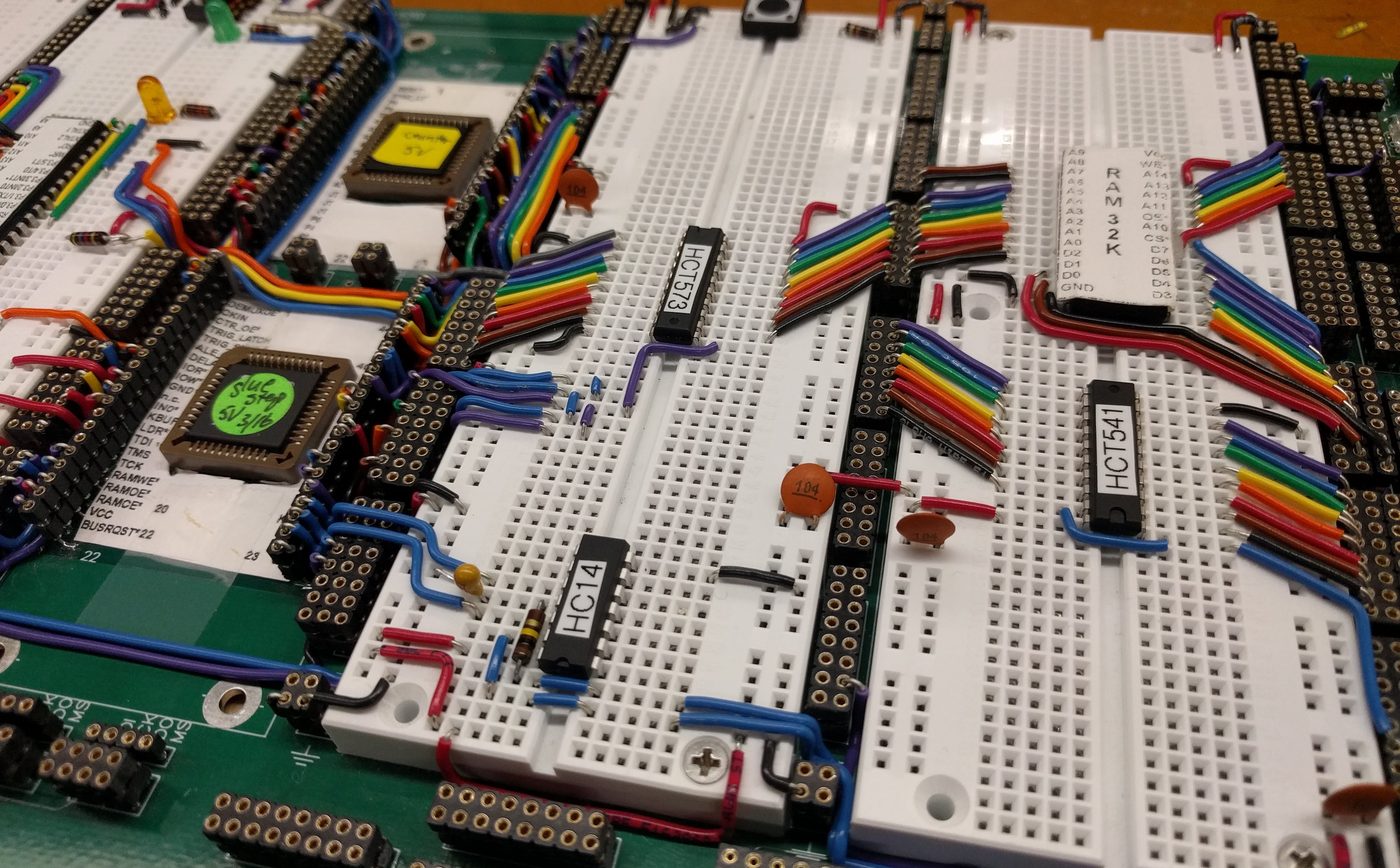 Breadboard microcomputer